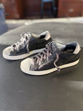 P448 John Cow Glitter Sneakers Size 38